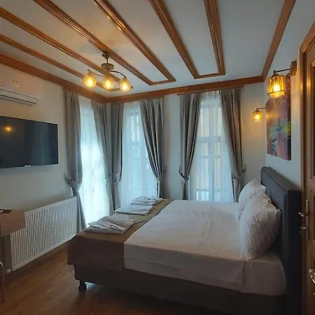 Fevzi Pasa * Istanbul